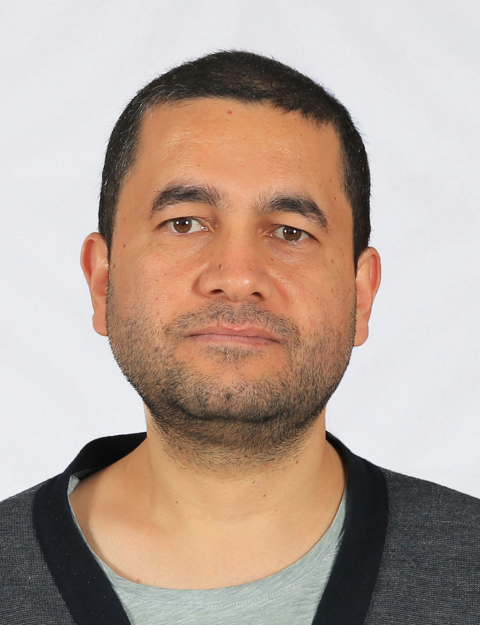 Doç. Dr. Arif Korkmaz