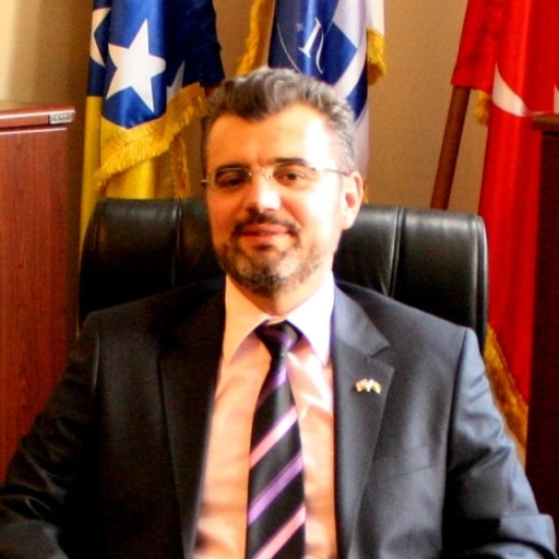 Prof. Dr. Özer Çınar