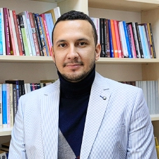 Doç. Dr. Yunus Emre Akbay