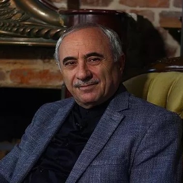 Prof. Dr. Nurullah Genç