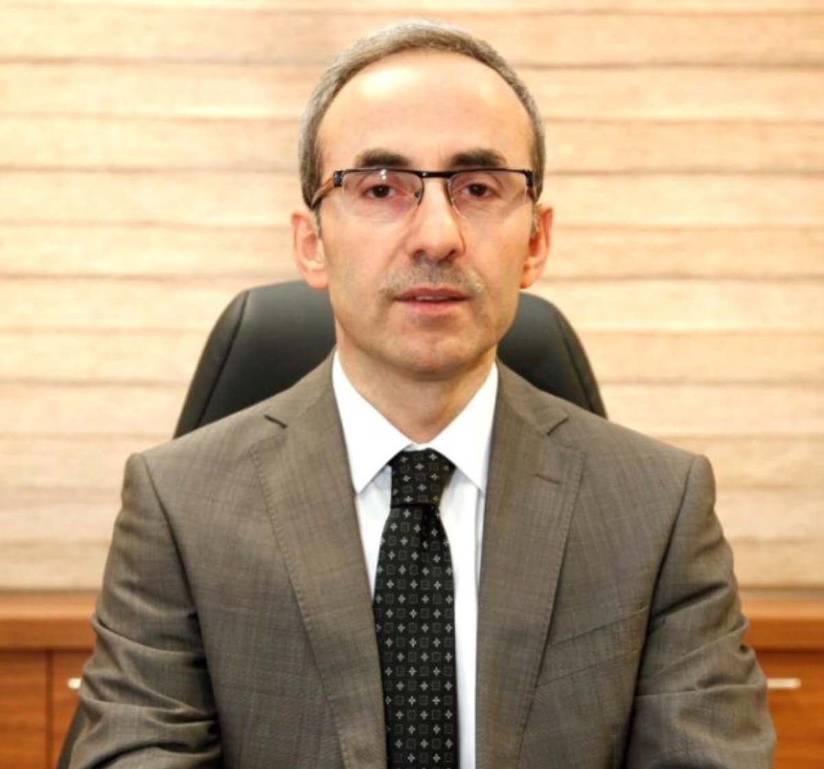 Prof. Dr. Şehmus Demir