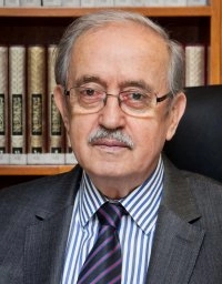 Dr. Tayyar Altıkulaç